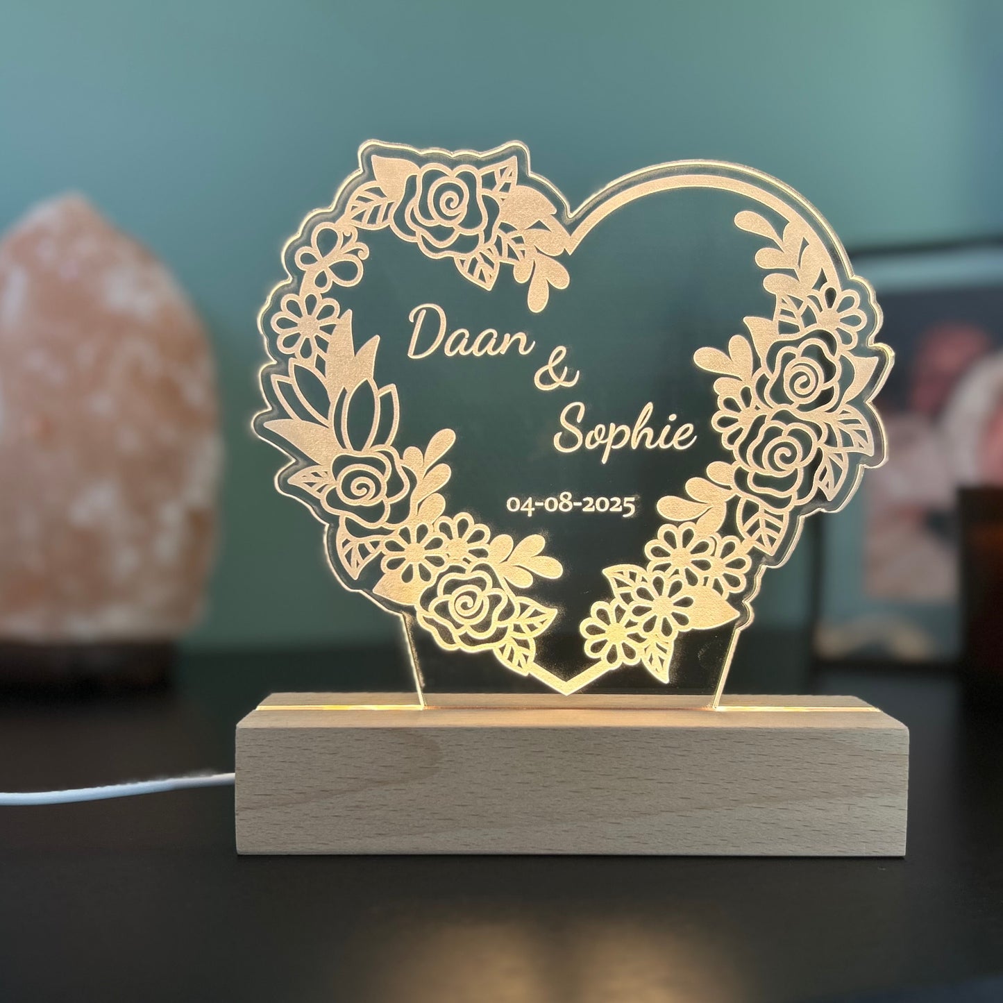 Hartjes bloem met namen en datum - Led lamp