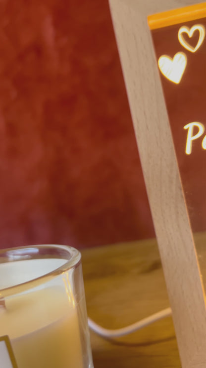 Fotoframe Led lamp - Hartjes met namen, datum en tekst